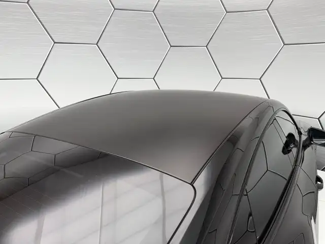 Audi e-tron GT view 9