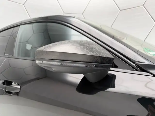 Audi e-tron GT view 13