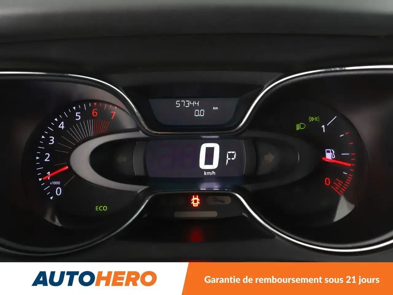 Renault Captur — photo 20