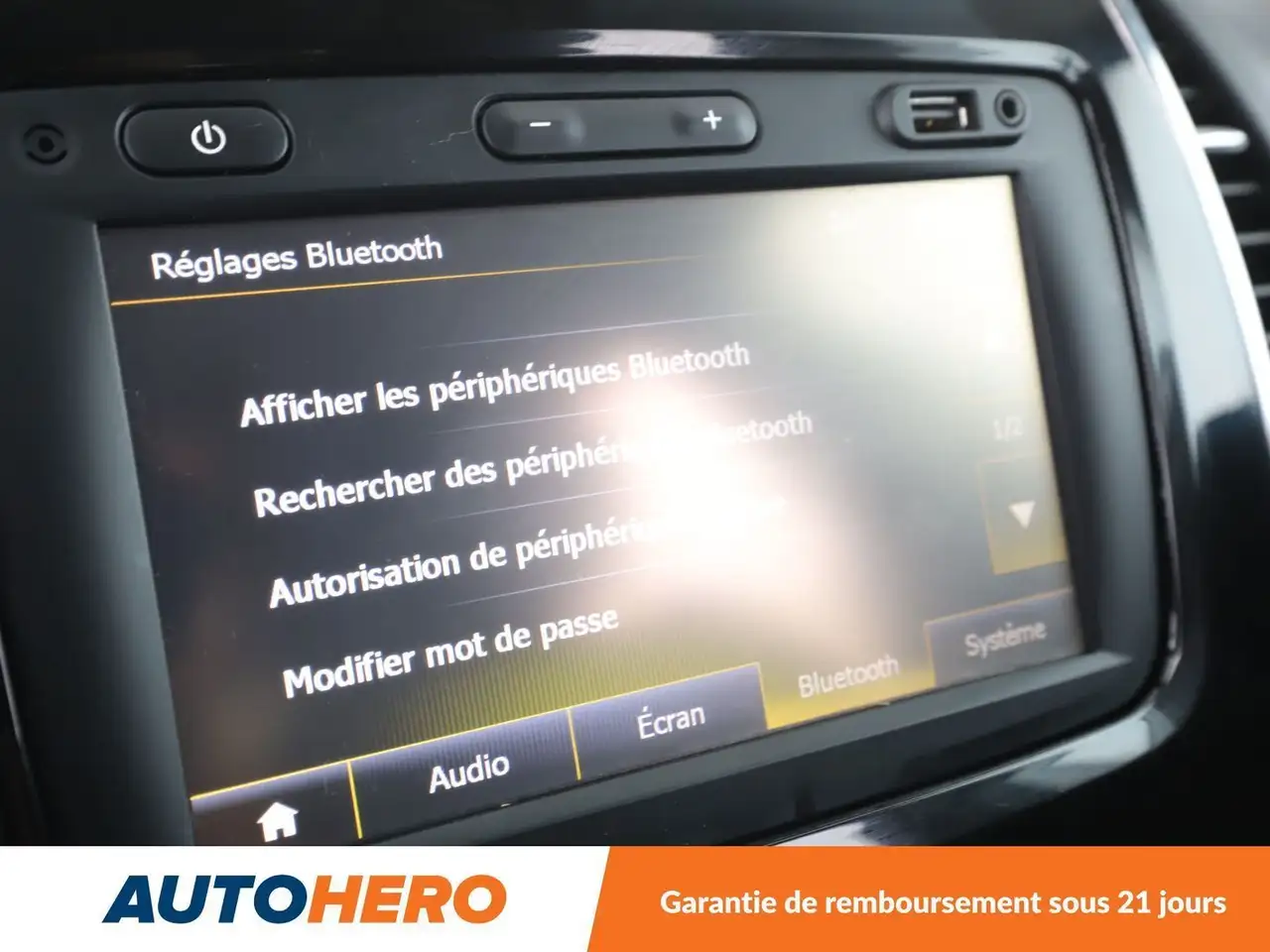 Renault Captur — photo 22
