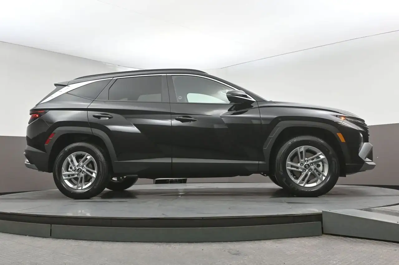 Hyundai TUCSON снимка Hyundai TUCSON