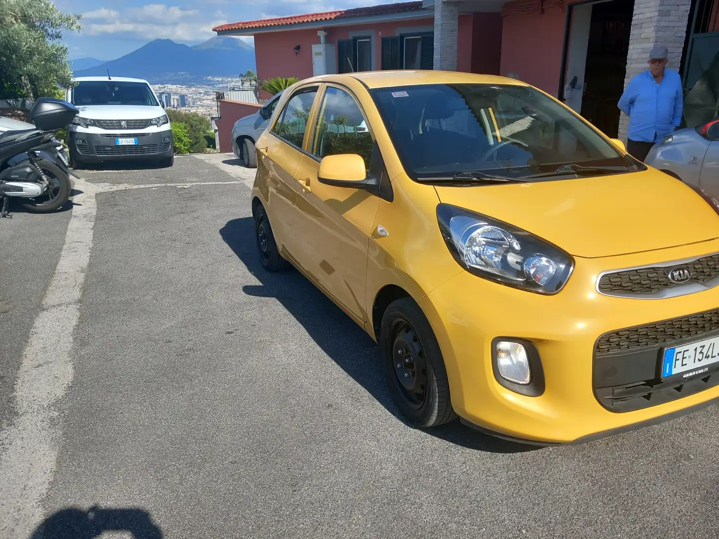 Kia Picanto Picanto II 2011 1.0 Gla 66cv 5p E6 Amarillo - 1