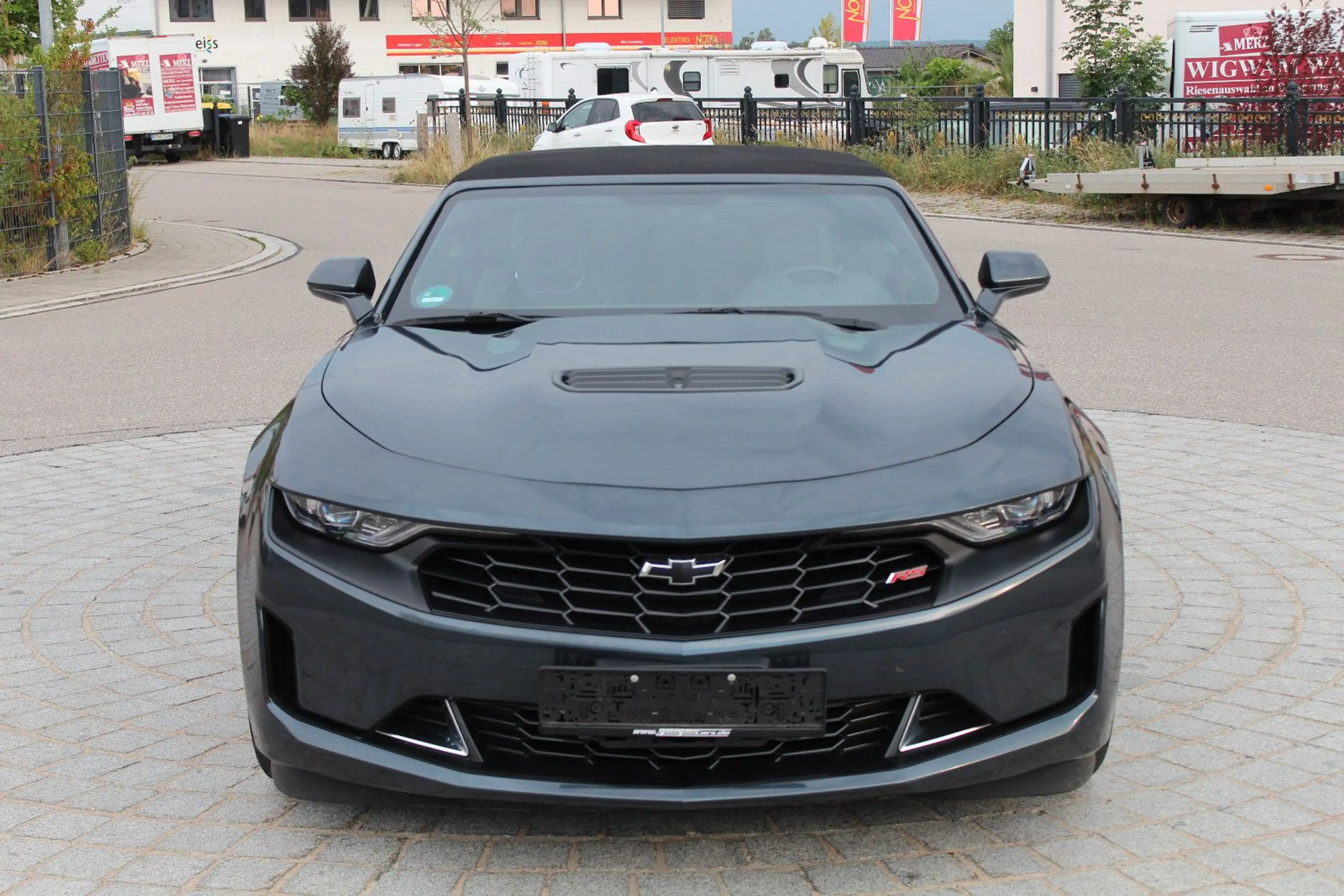 Chevrolet Camaro LT1 Cabrio SS — photo 2