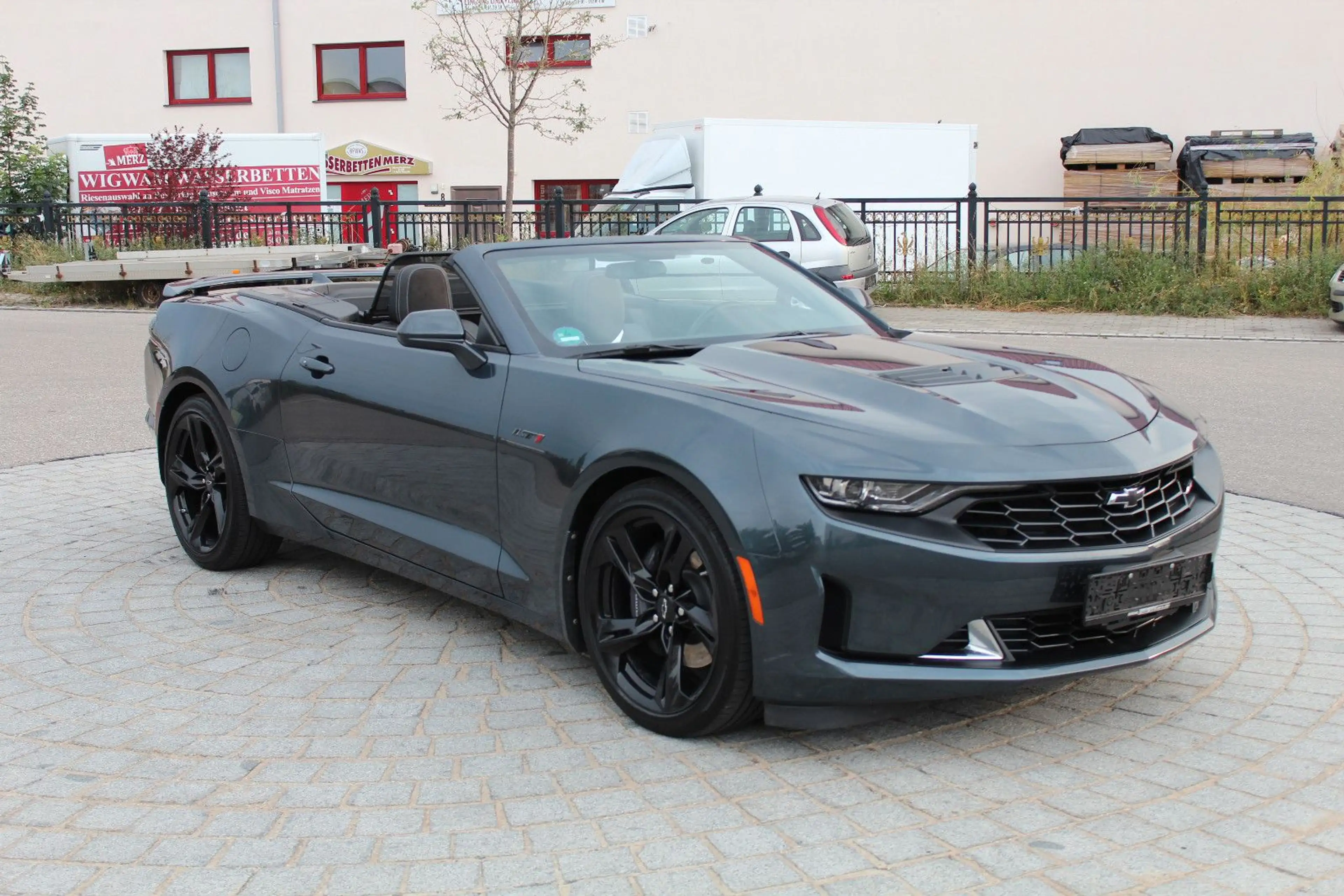 Chevrolet Camaro LT1 Cabrio SS — photo 11