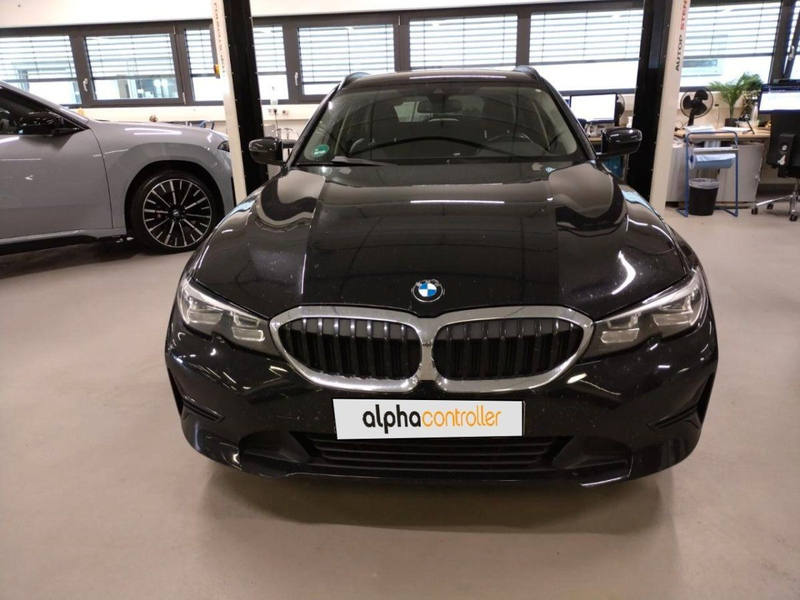 BMW 318 d Touring aut. ~Live Cockpit pro. ~LED ~AHK — photo 2