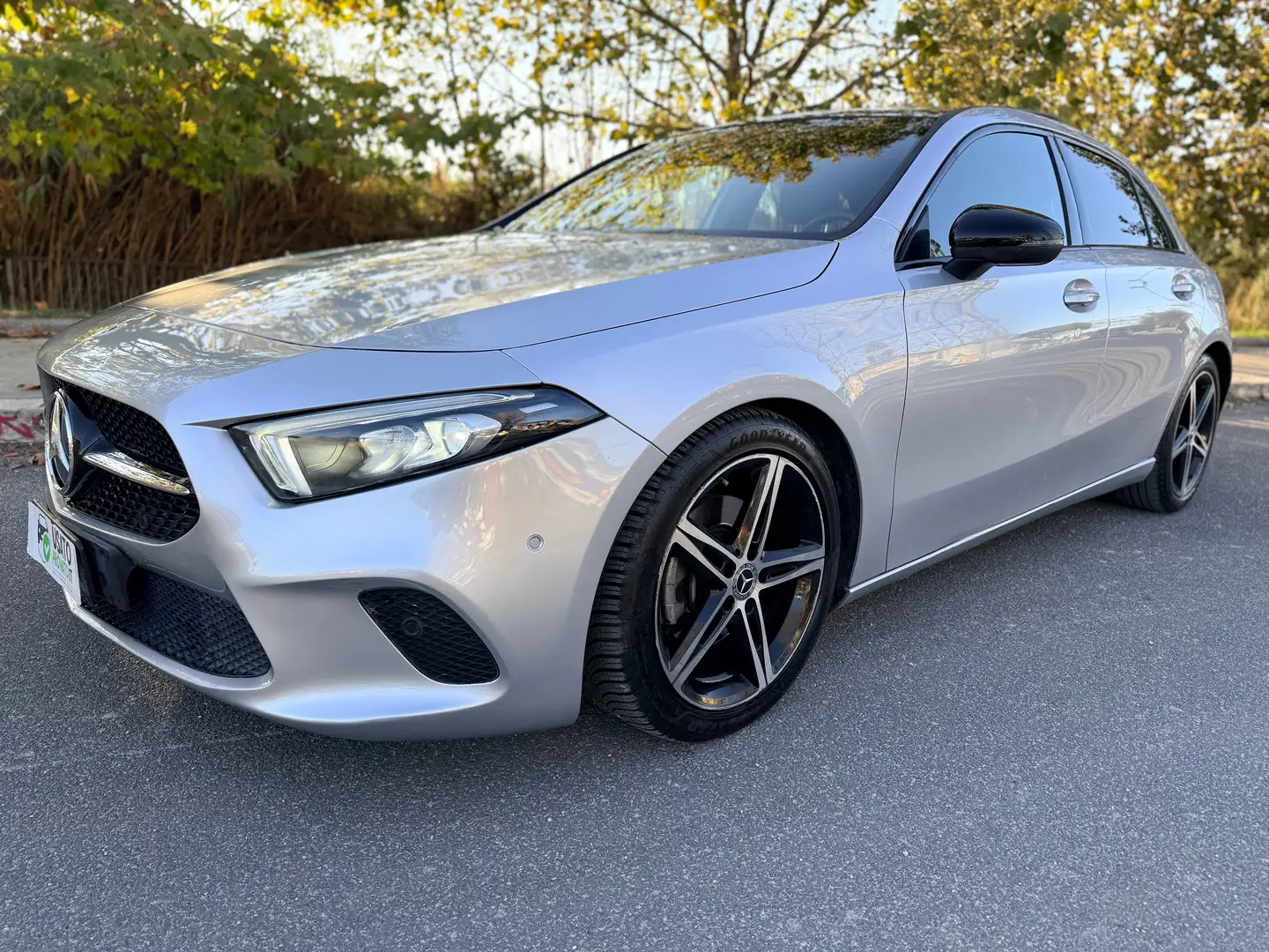 Mercedes-Benz A 180 2.0d 116cv (Motore Mercedes) Unipro Tetto APRIBILE Silber - 1