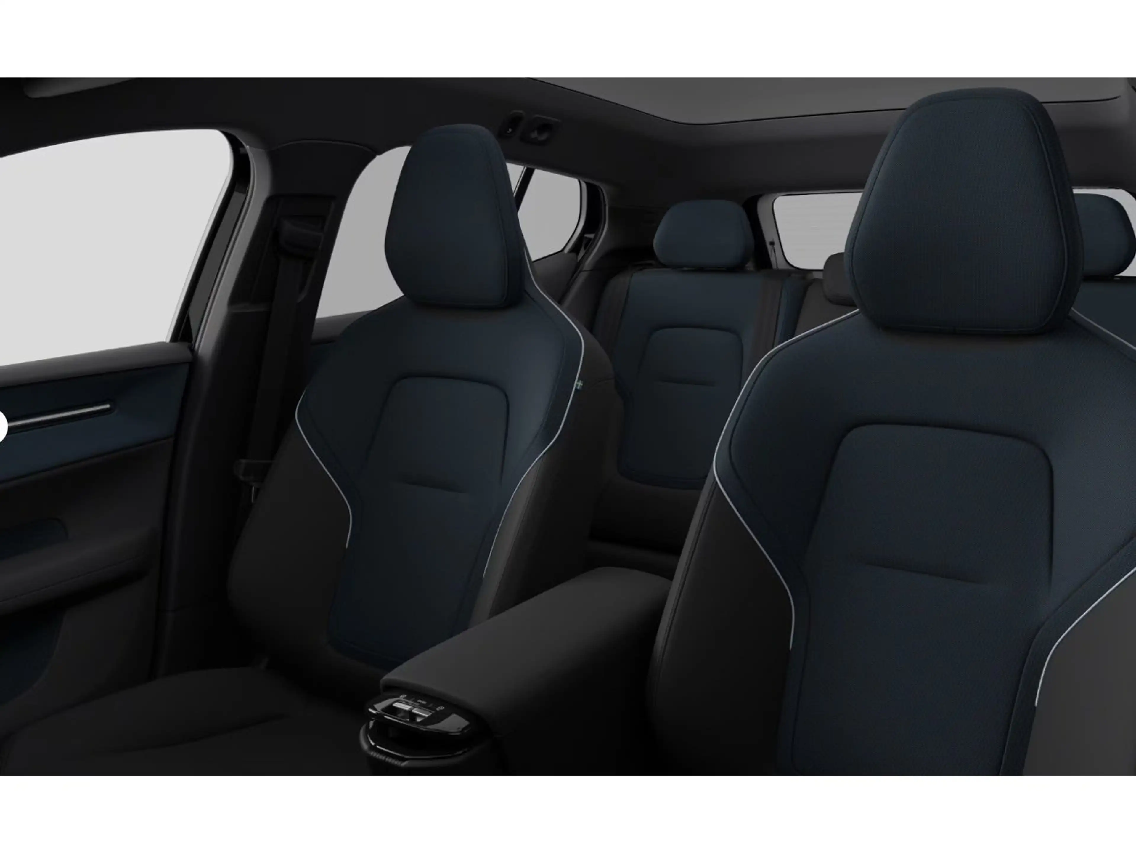 Volvo EX30 P5 Extended Range Ultra Black Edition — photo 12