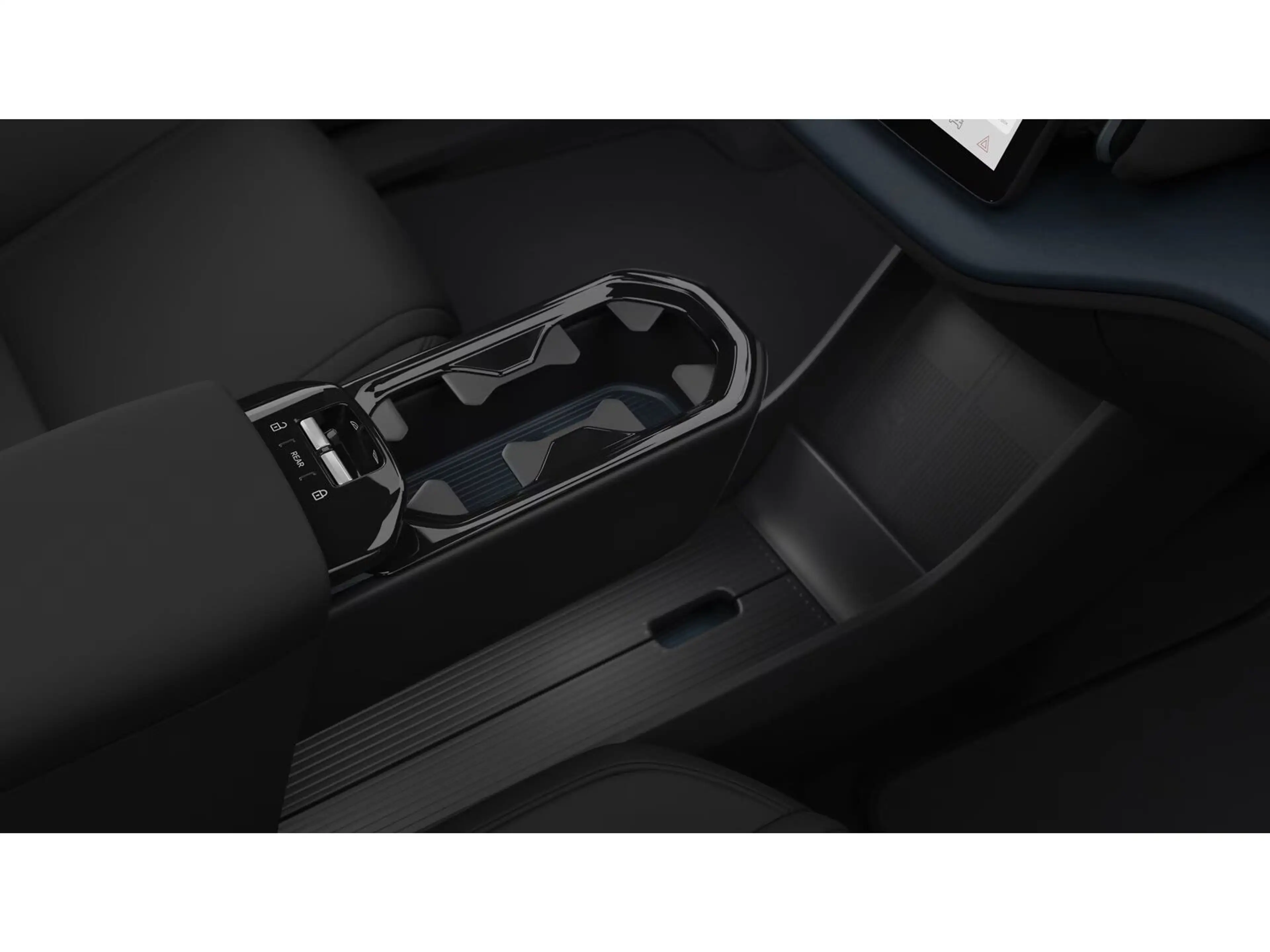 Volvo EX30 P5 Extended Range Ultra Black Edition — photo 14