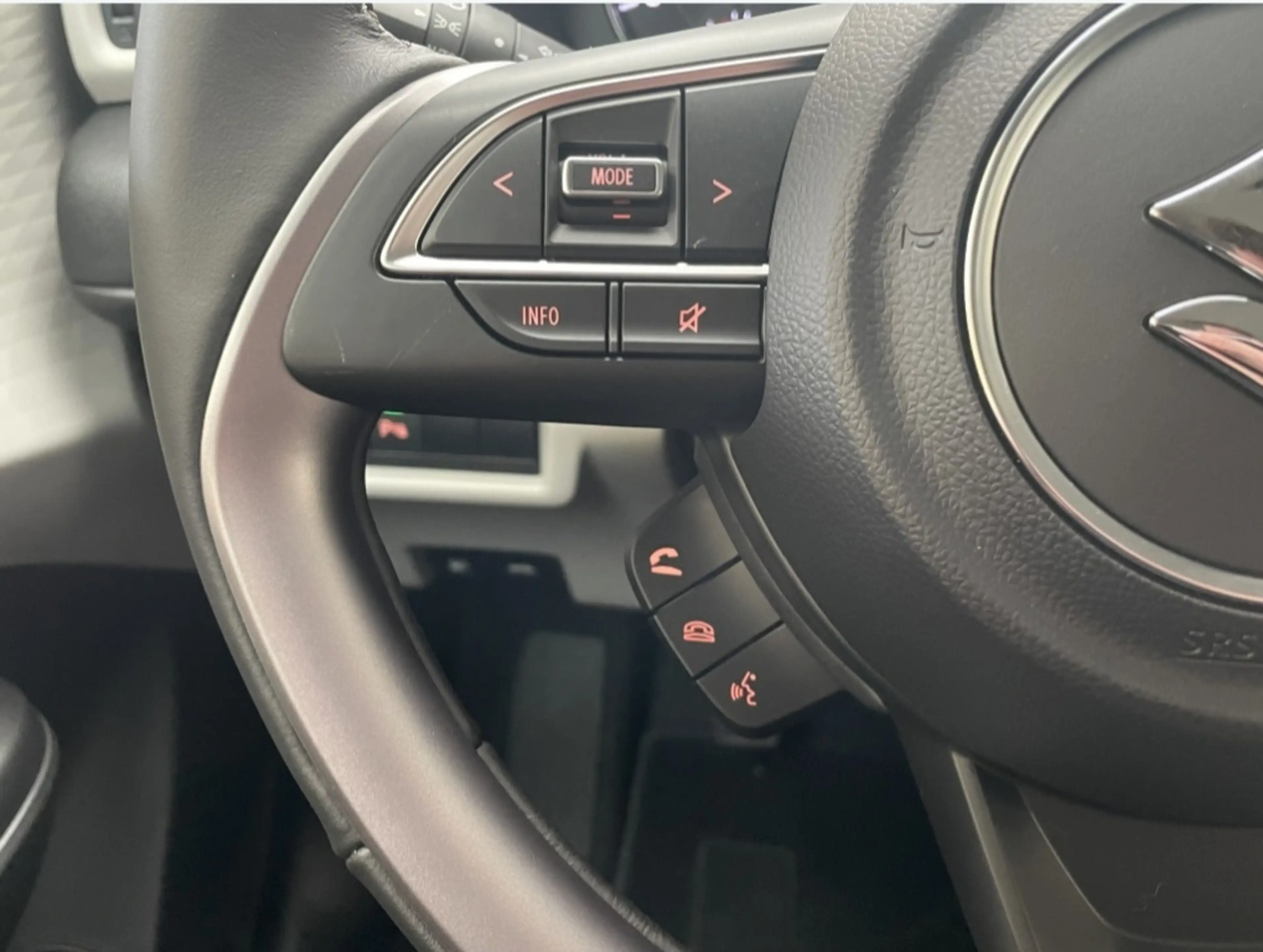 Suzuki Swift 1.2 Select Hybride [ CARPLAY I CAMERA I ADAPTIEVE — photo 26