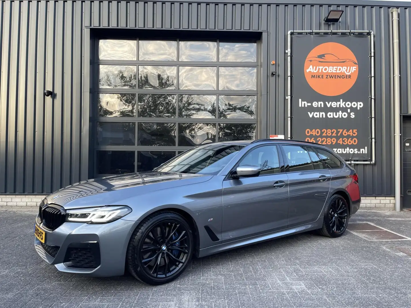 BMW 530 5-serie Touring 530d M-Pakket CARPLAY|TREKHAAK|CAM Gris - 1