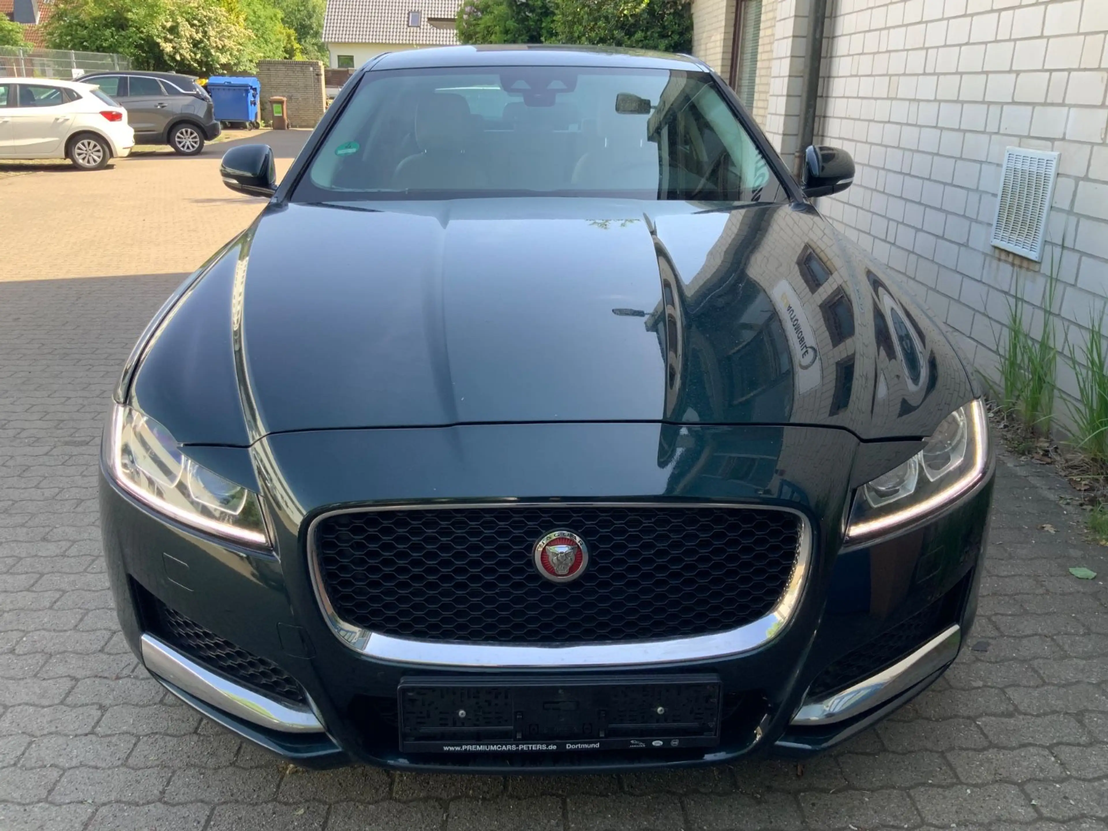 Jaguar XF Prestige Jaguar S-Heft//BritishRacingGreen — photo 8