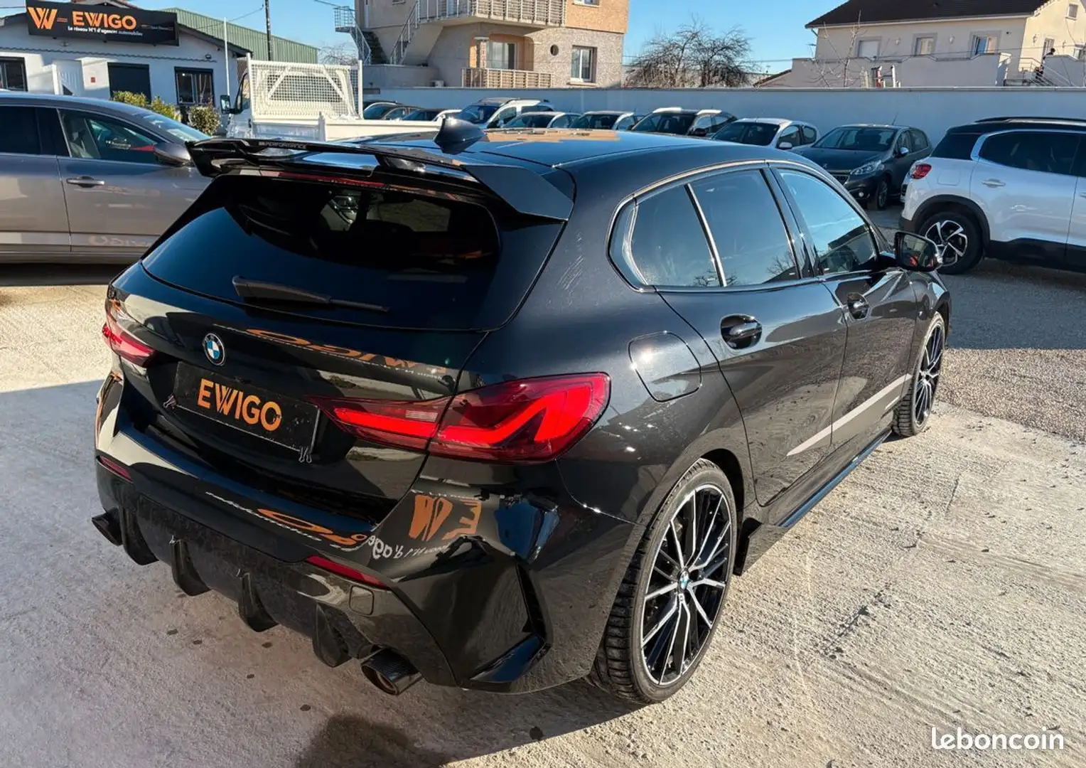 BMW 135 serie m135i 2.0 305 ch m performance xdrive origine france Zwart - 2