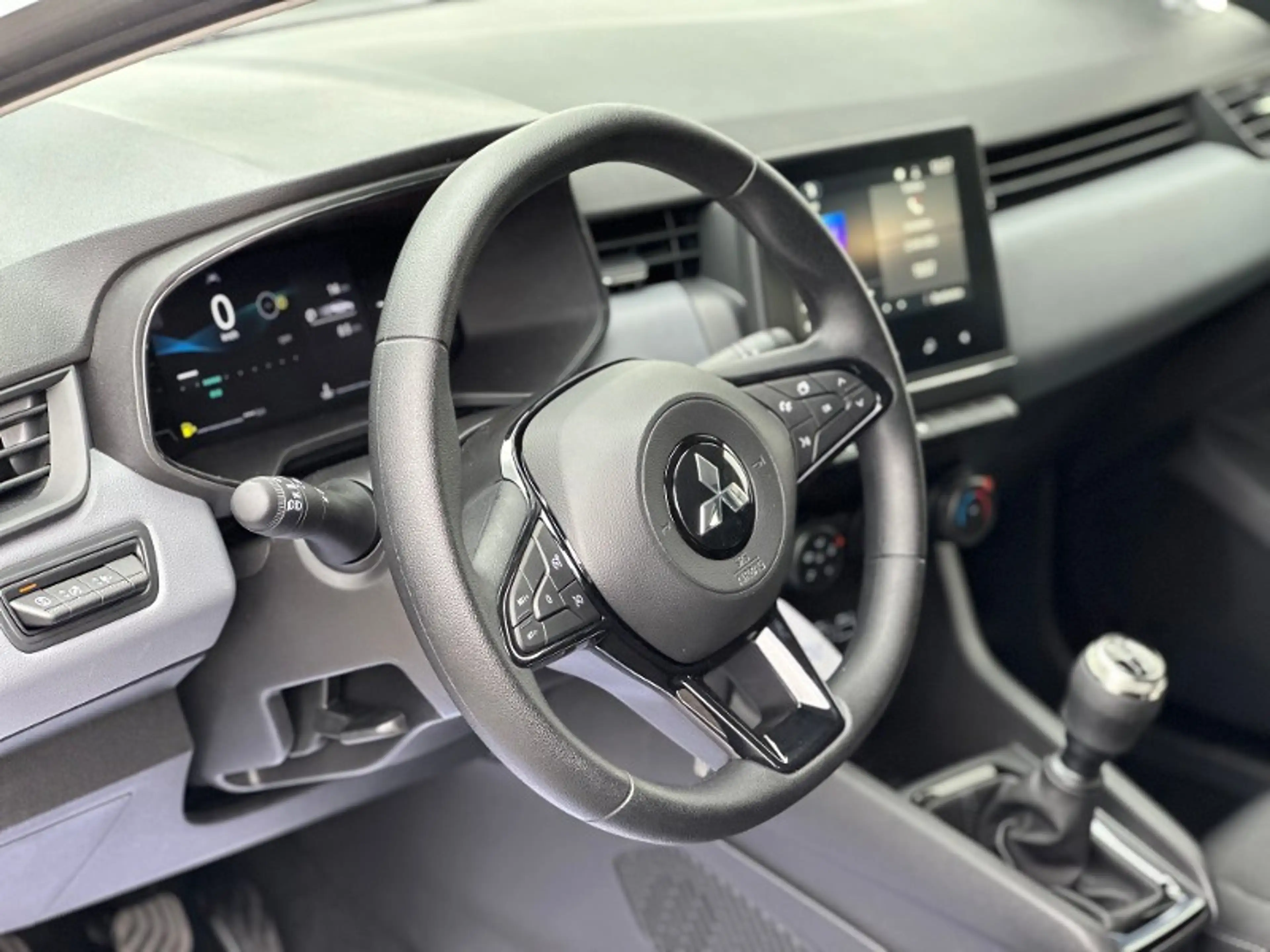 Mitsubishi Colt BASIS 1.0 Benziner 5-Gang — photo 10