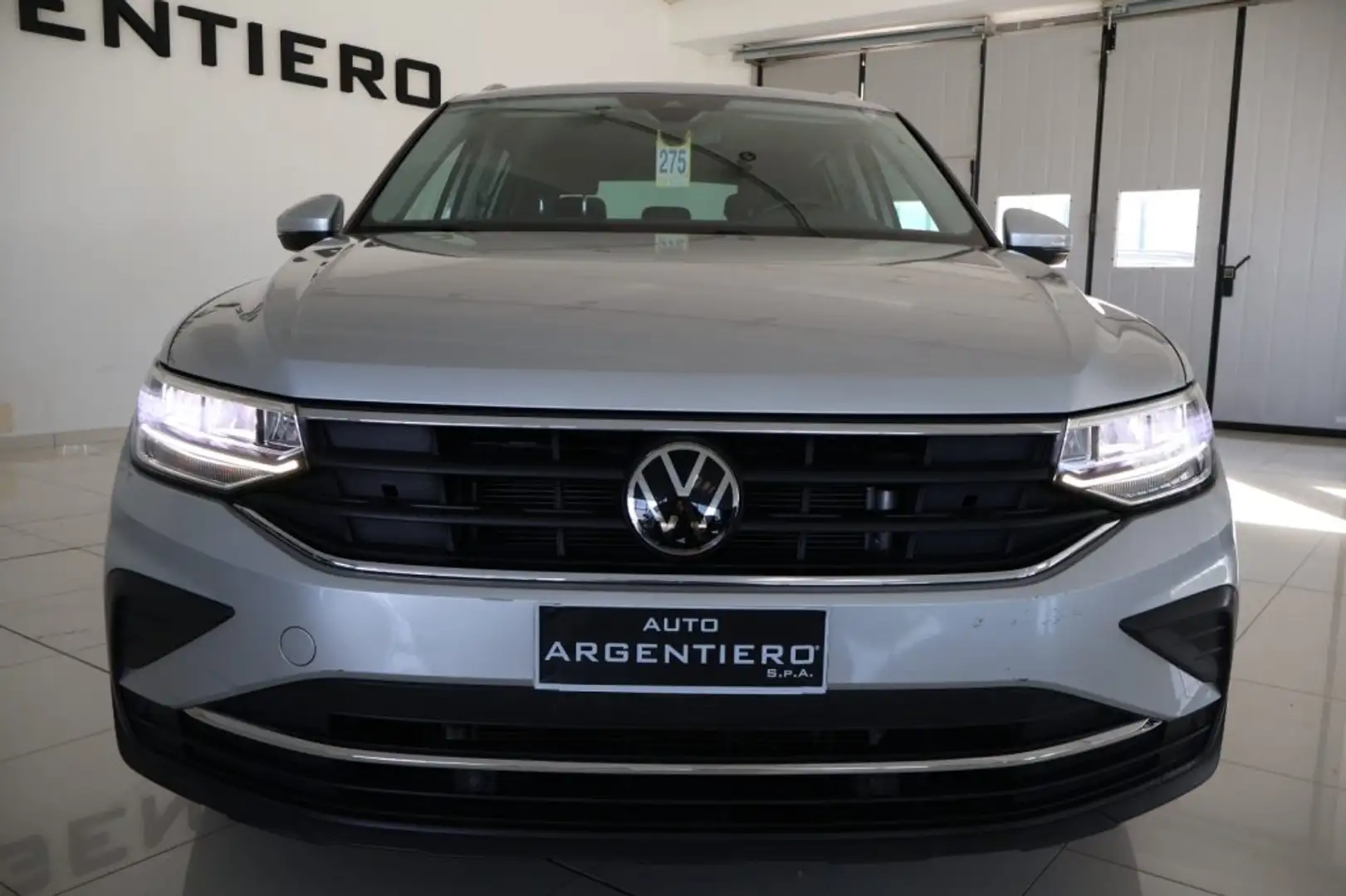 Volkswagen Tiguan 2.0 TDI SCR Life luci ambient multicolor  led Argent - 2