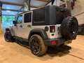 Jeep Wrangler 2.8 CRD Sport 4X4 32' Wielen (grijs kenteken) Zilver - thumbnail 4