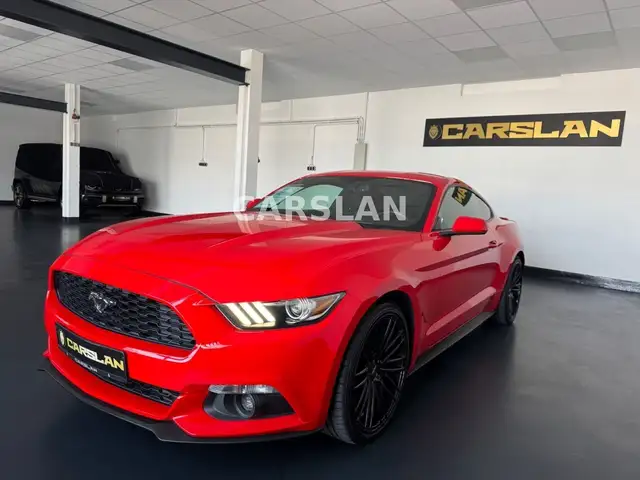 Ford Mustang view 7