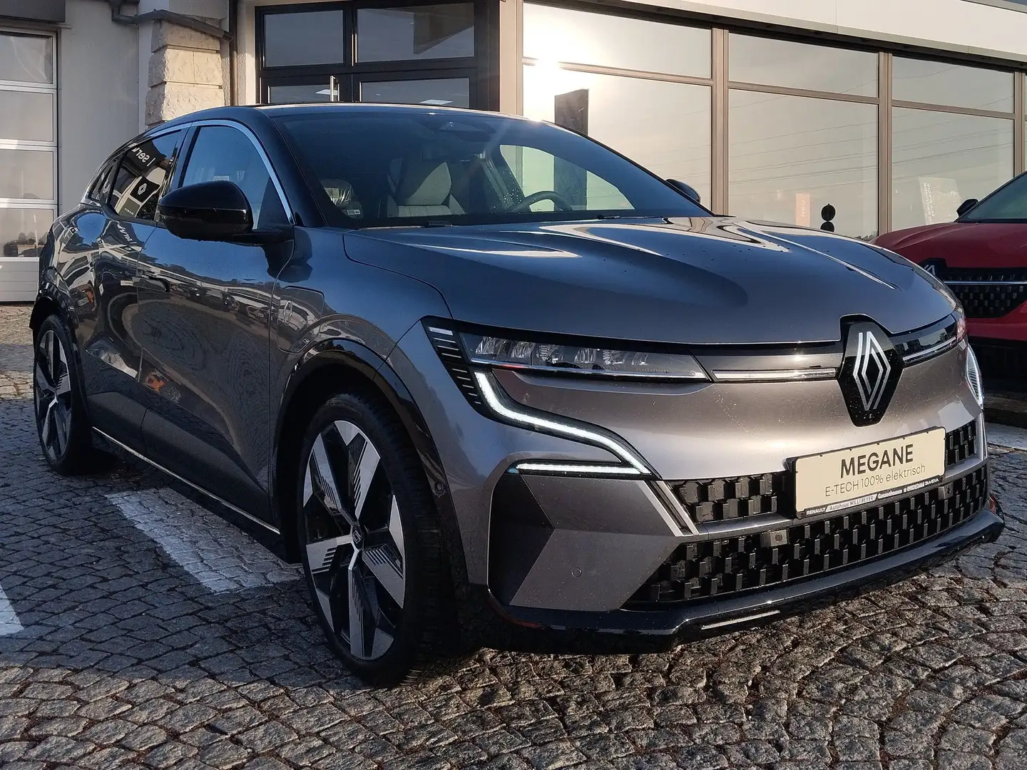 Renault Megane E-Tech Techno Comfort Range 22 0PS Grau - 1