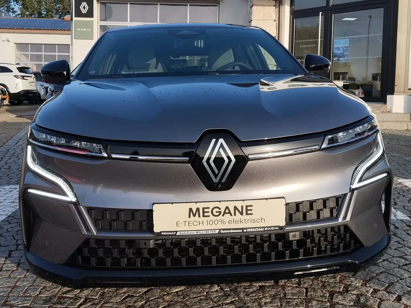 Renault Megane E-Tech Techno Comfort Range 22 0PS Grau - 2