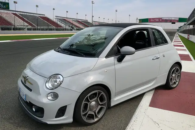 Abarth 500C 500C/595C 1.4 16v t. t-jet Custom 135cv E6