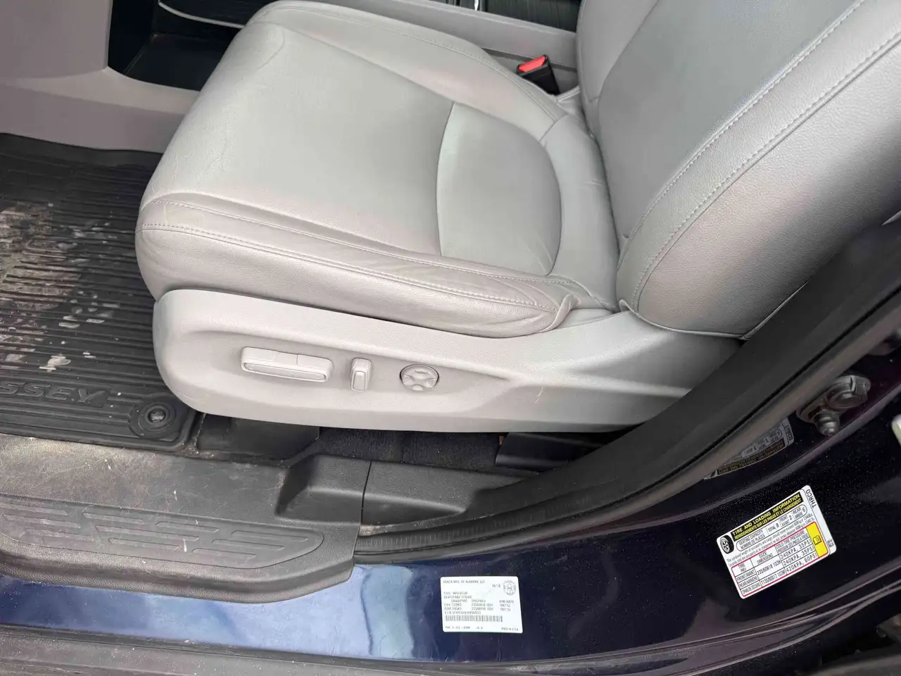 Honda Odyssey снимка Honda Odyssey