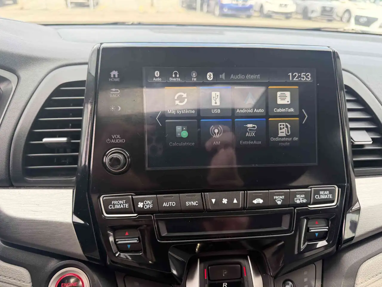 Honda Odyssey снимка Honda Odyssey