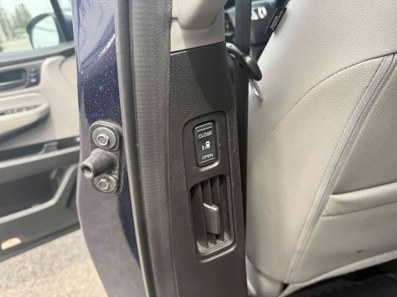 Honda Odyssey снимка Honda Odyssey
