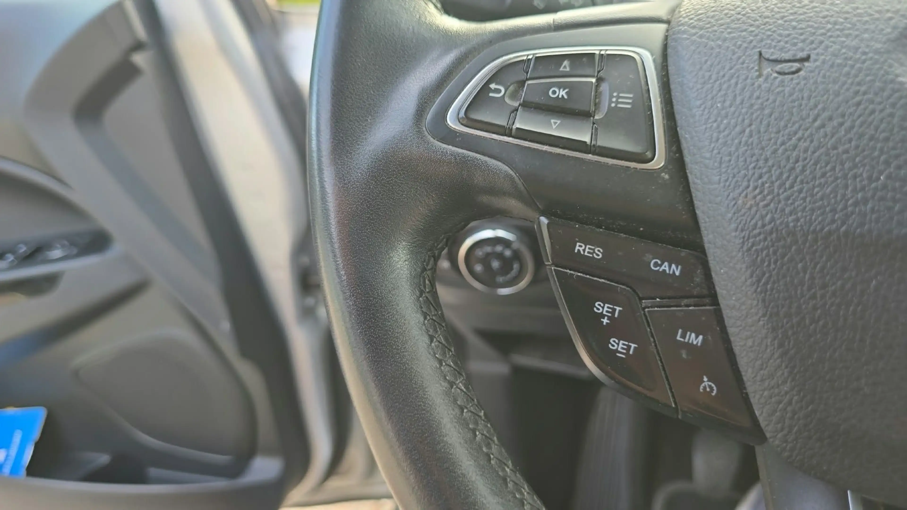Ford EcoSport Titanium Nav Xenon AHK GRA Cam PDC Sh Bluet — photo 13
