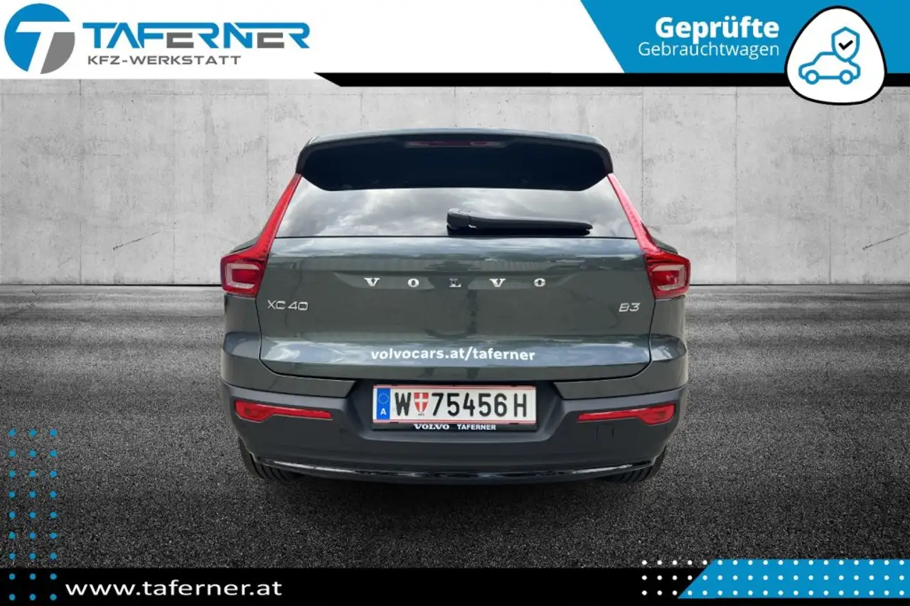 Volvo XC40 2026