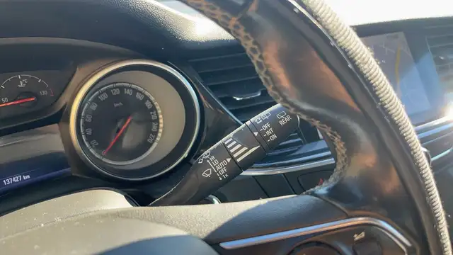 Opel Insignia view 13