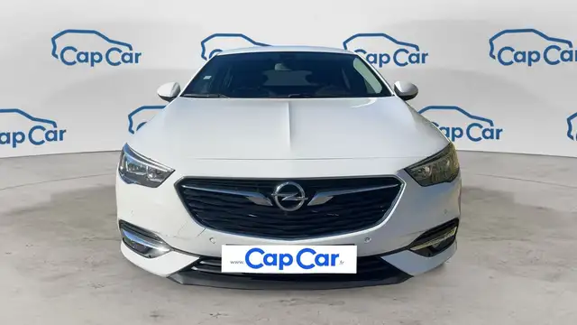 Opel Insignia view 5