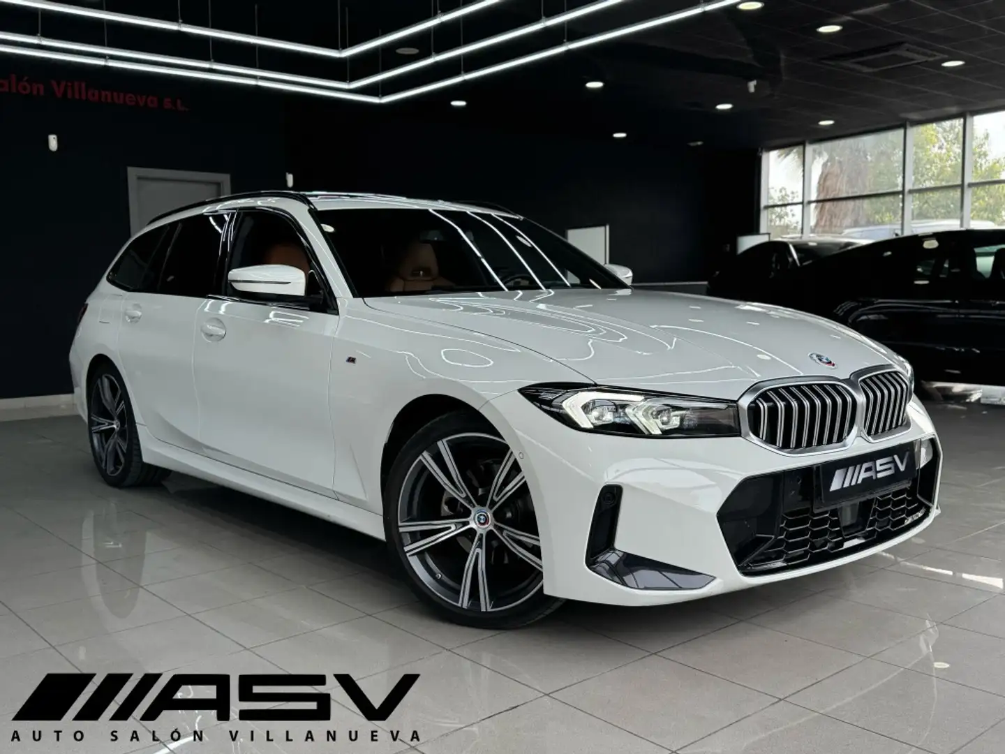BMW 320 320dA xDrive Touring Blanc - 1