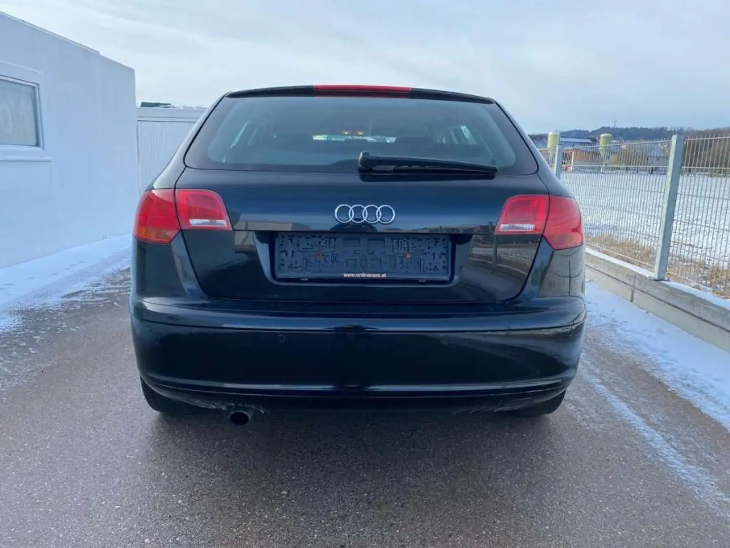 Audi A3 A3 SB 1,6 Ambiente Schwarz - 2
