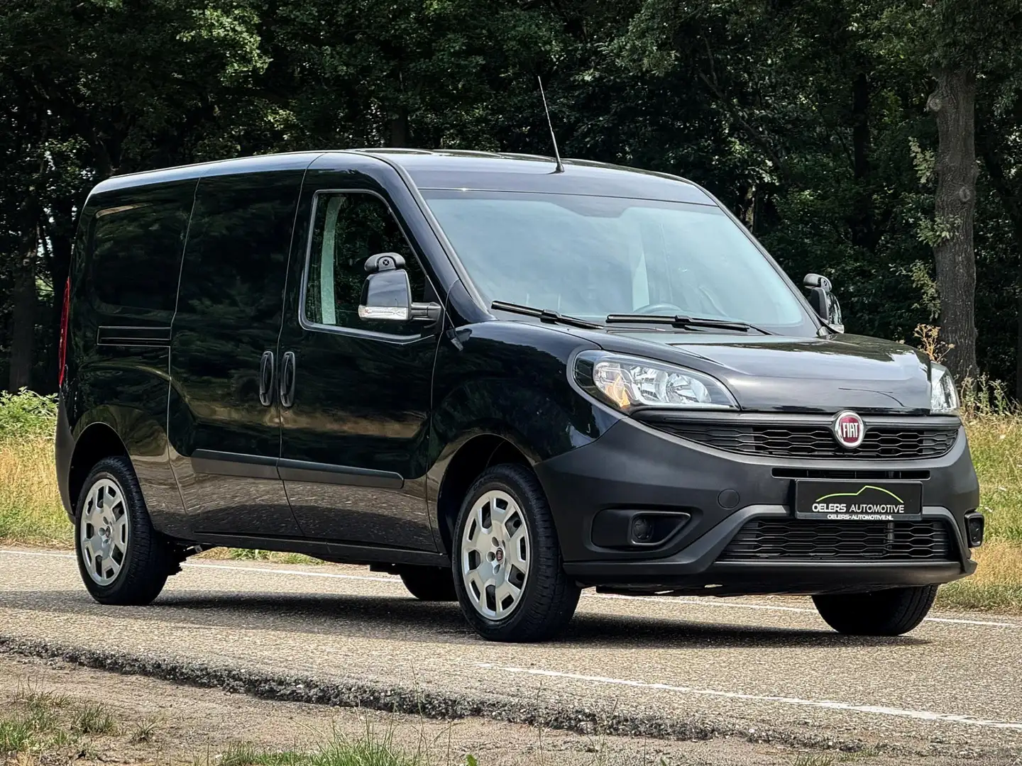 Fiat Doblo Cargo 1.4 BENZINE MAXI L2H1 | MARGE! | Airco | Nav Zwart - 1