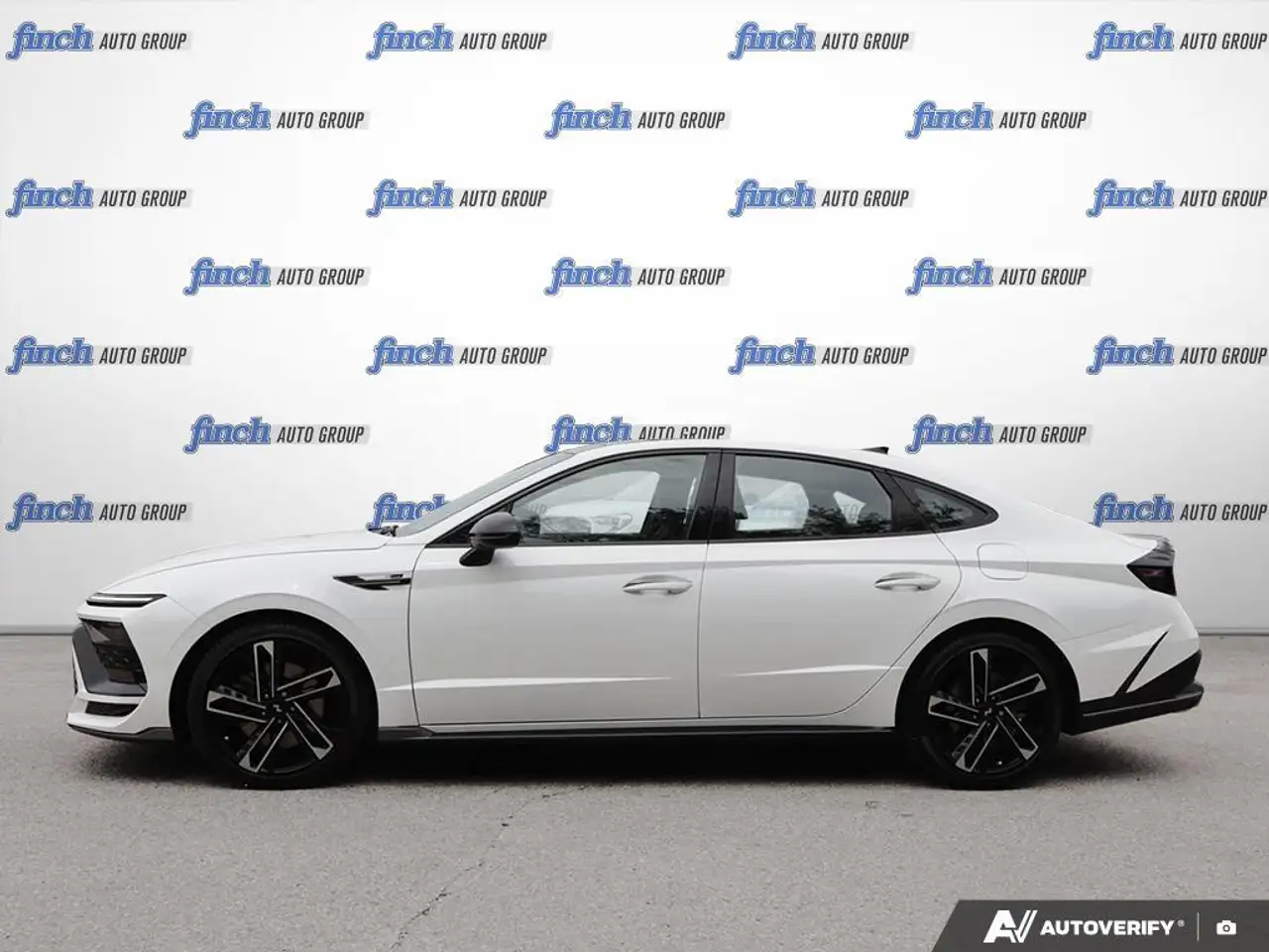 Hyundai SONATA снимка Hyundai SONATA