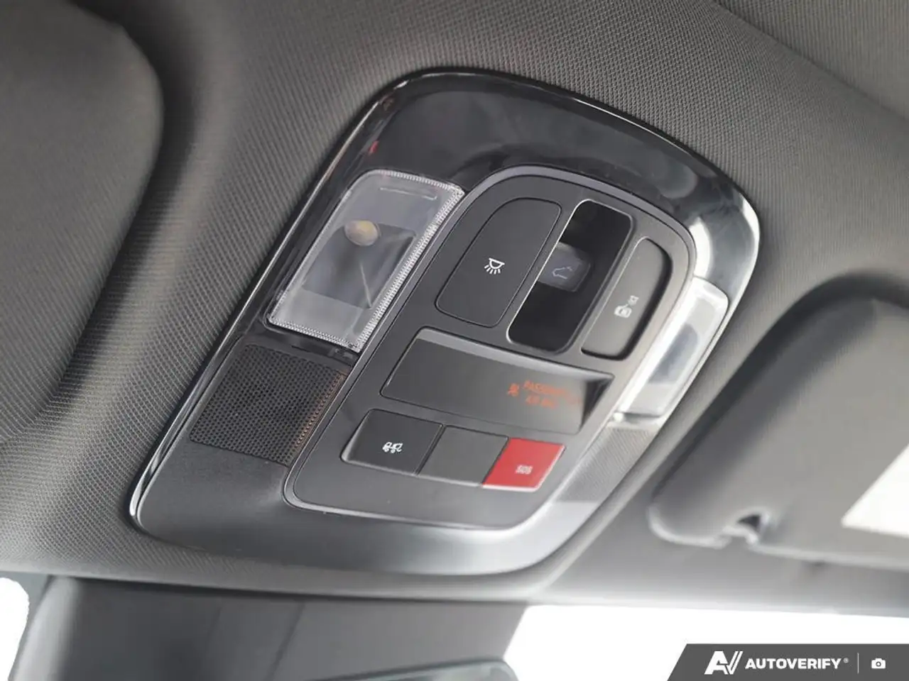 Hyundai SONATA снимка Hyundai SONATA