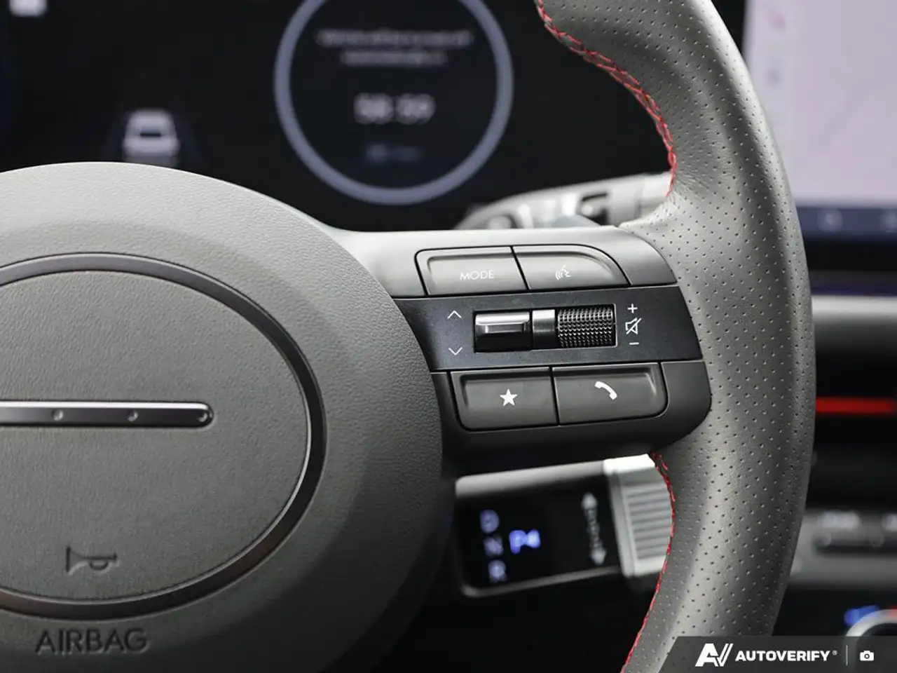Hyundai SONATA снимка Hyundai SONATA