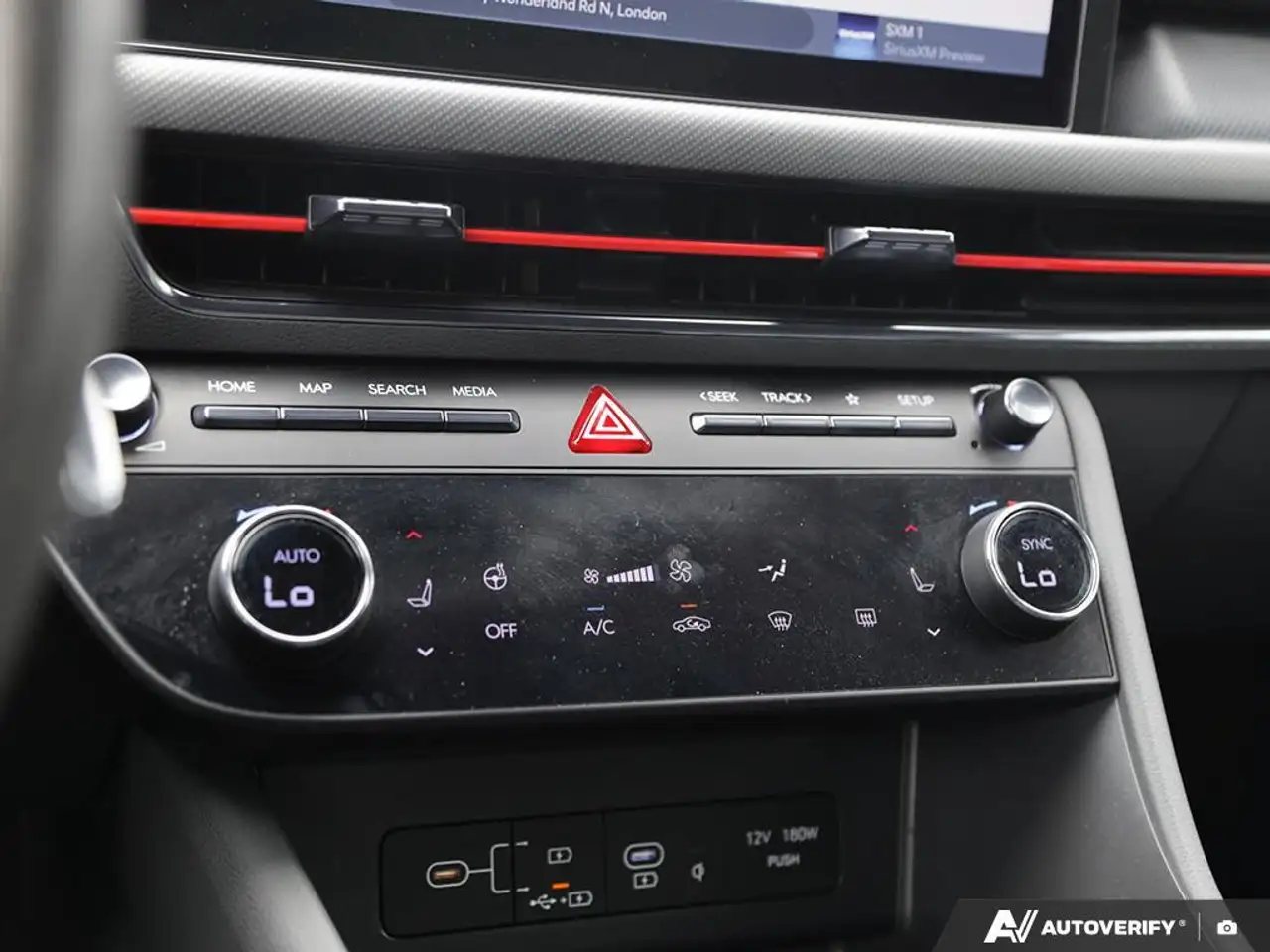 Hyundai SONATA снимка Hyundai SONATA