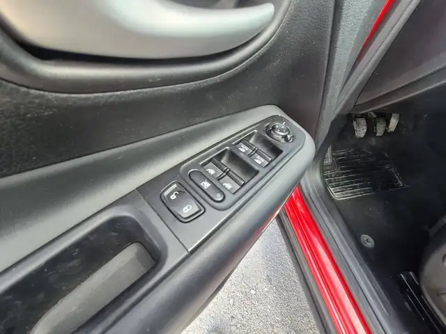 Jeep Renegade view 10