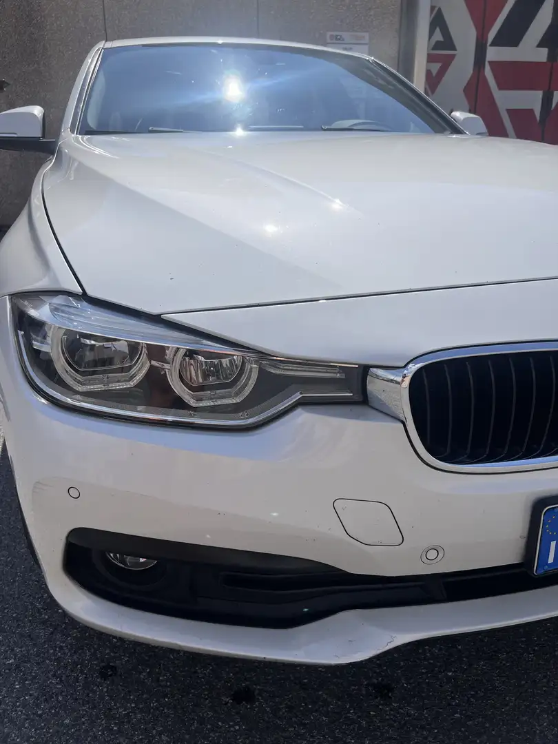 BMW 320 320d Touring xdrive auto - 2