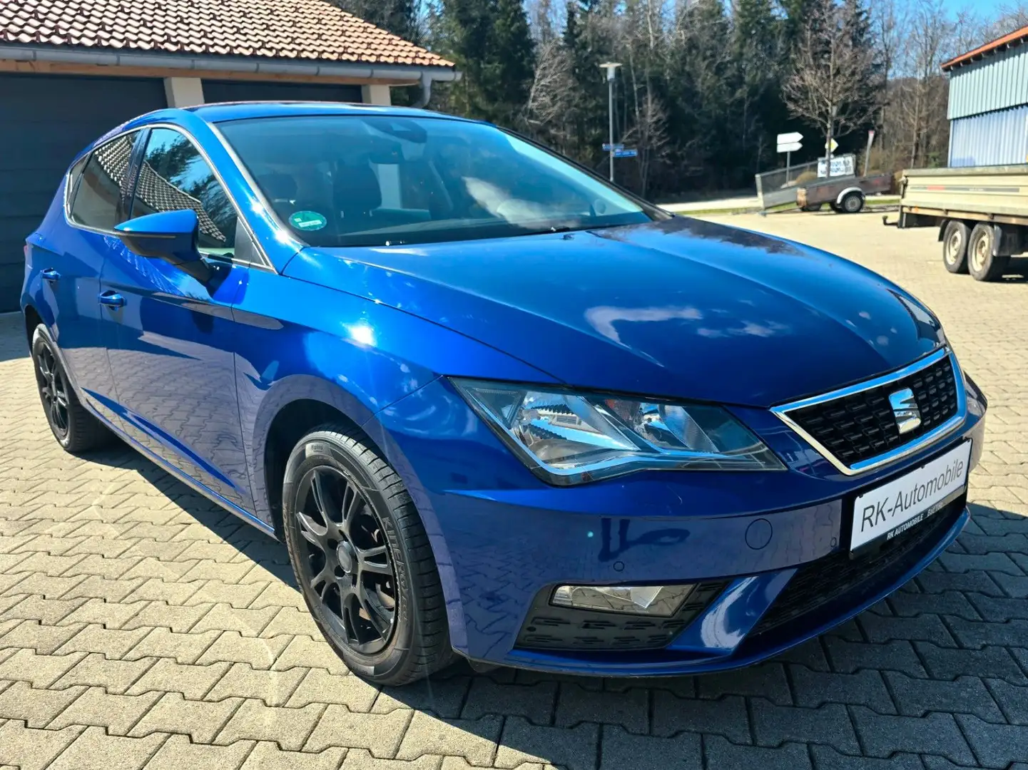 SEAT Leon 1.6 TDI Style DSG Garantie/Finanzierung Bleu - 2
