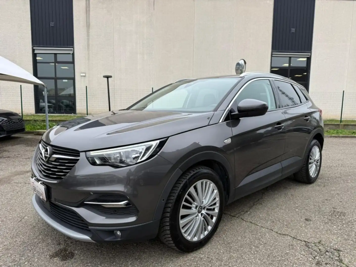 Opel Grandland X 1.6 diesel Ecotec Start&Stop aut. Innovation NAVI Grigio - 1