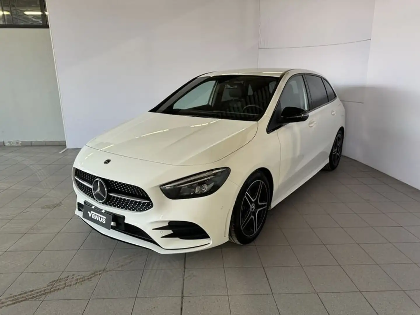 Mercedes-Benz B 200 - W247 2018 Benzina B 200 Premium auto Bianco - 2