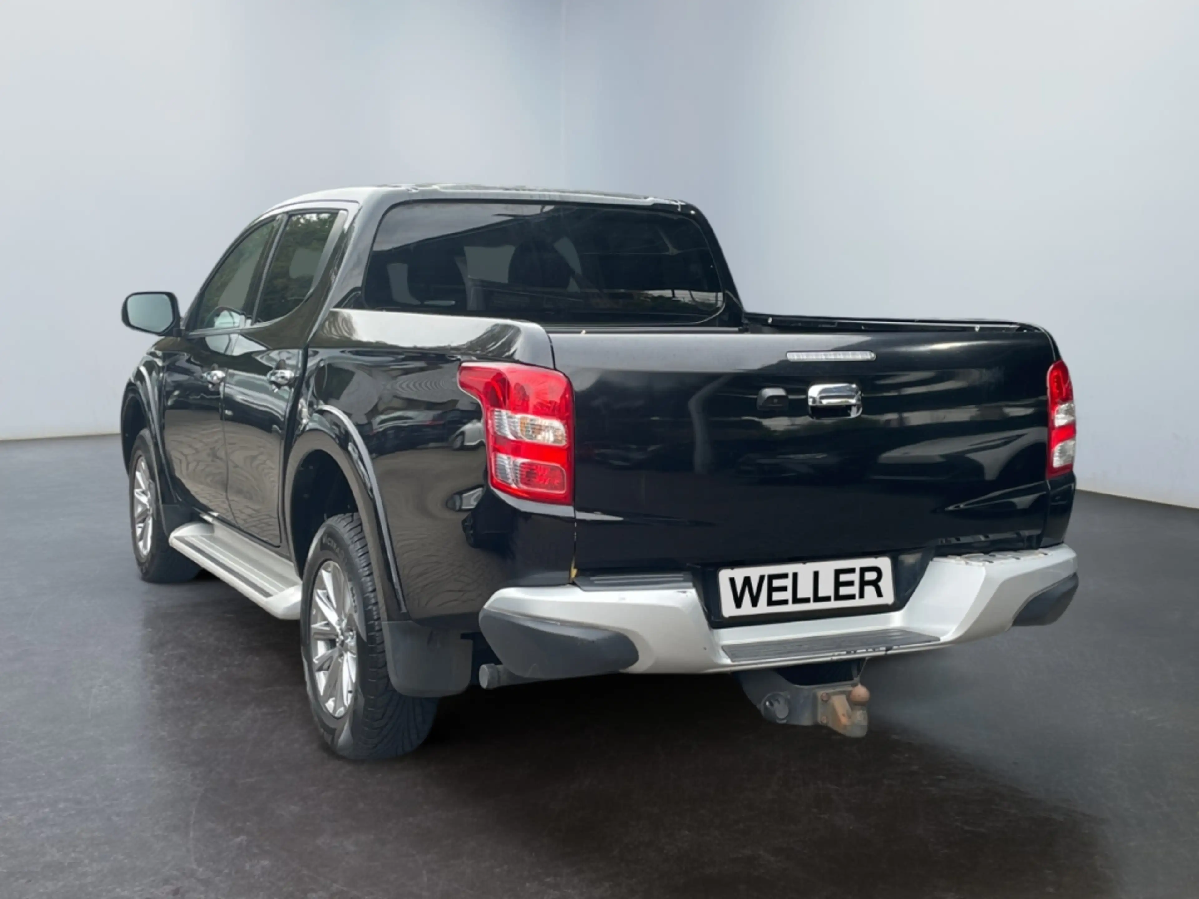 Mitsubishi L200 2.4 DI-D Top Doppelkabine 4x4 *Leder*CAM*SHZ* — photo 7