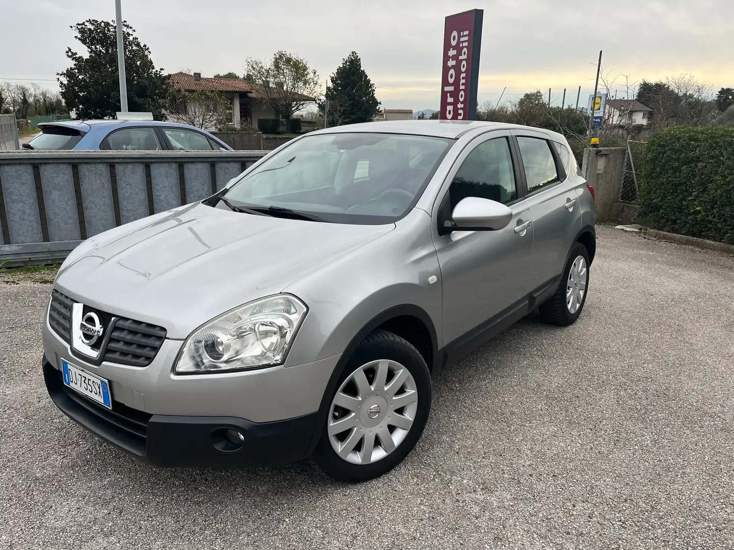 Nissan Qashqai Qashqai 2.0 dci Tekna 4x4 Cambio automatico Argento - 1