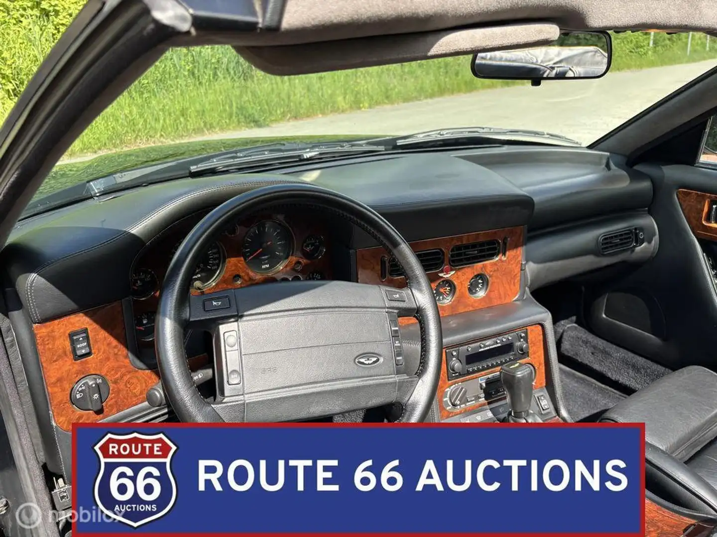 Aston Martin Virage Volante | 1994 | Route 66 Auctions Schwarz - 2