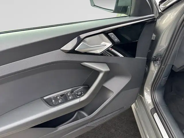 Audi A1 view 13