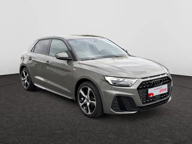 Audi A1 view 4