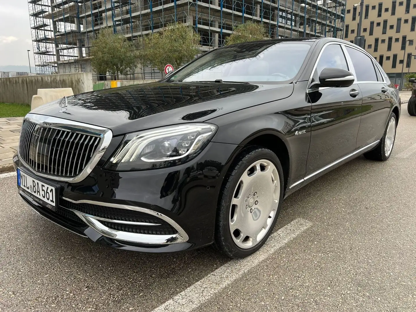 Maybach S 500 Maybach 4Matic*VIP*4 SITZE*TV*EXCLUSIVE* Negro - 1