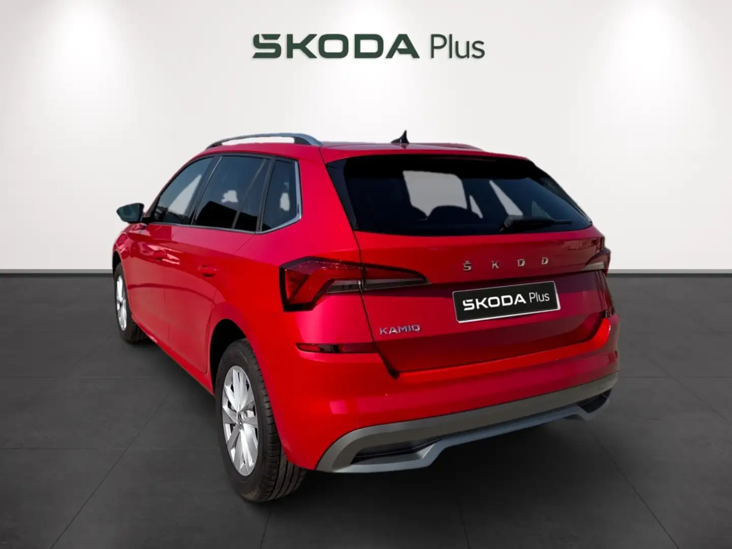 Skoda Kamiq 1.0 TSI Selection 85kW Rojo - 2
