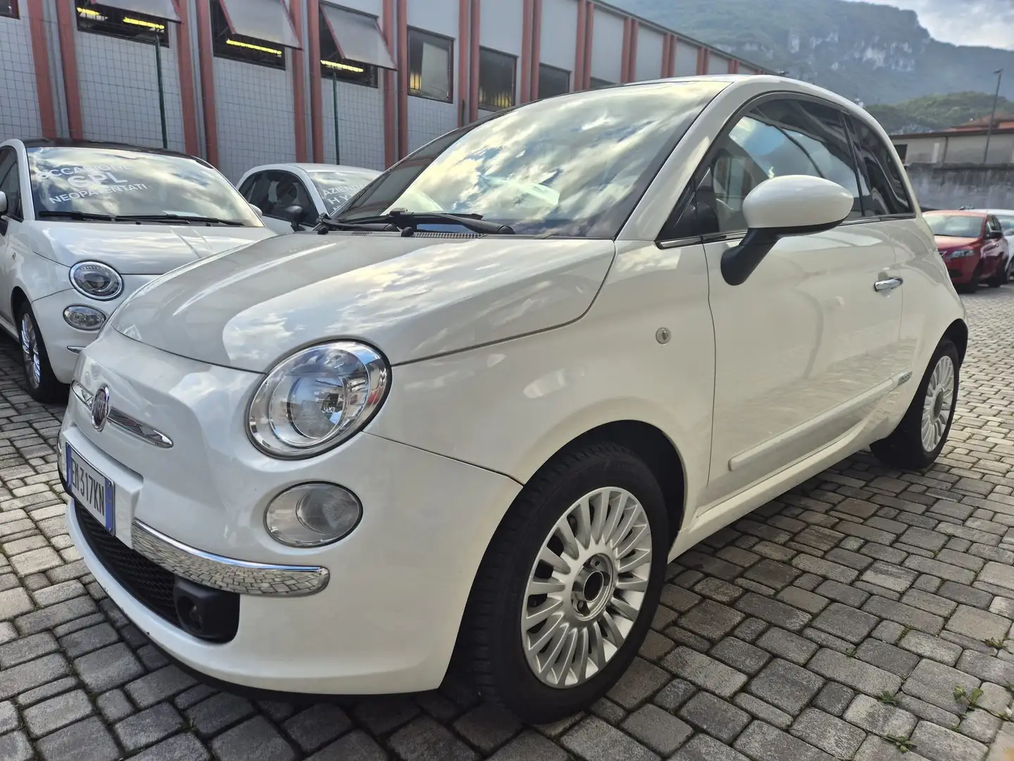 Fiat 500 1.2 Lounge 69cv CAMBIO AUTOMATICO - 2